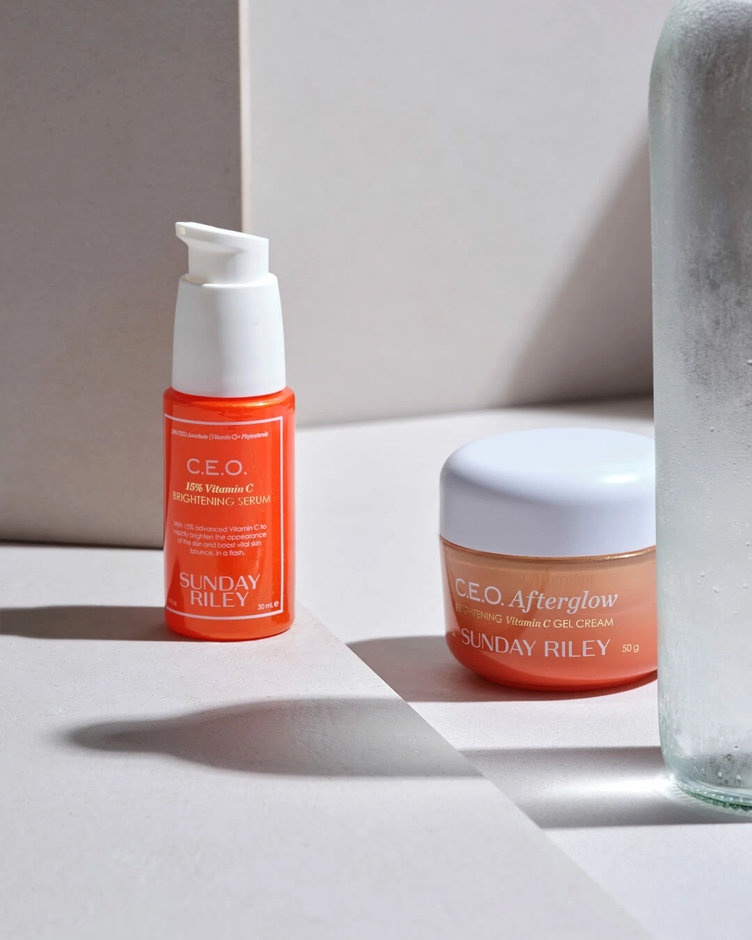 Sunday Riley C.E.O. 15% Vitamin C Brightening Serum Éclaircissant – Image 4