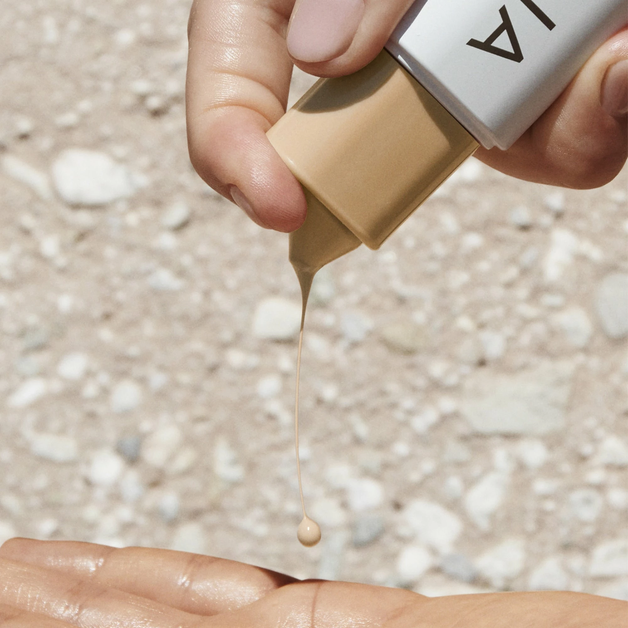 C Beyond Triple Serum SPF30 – Image 8